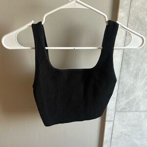 Aritzia Anton sculpt tank cropped